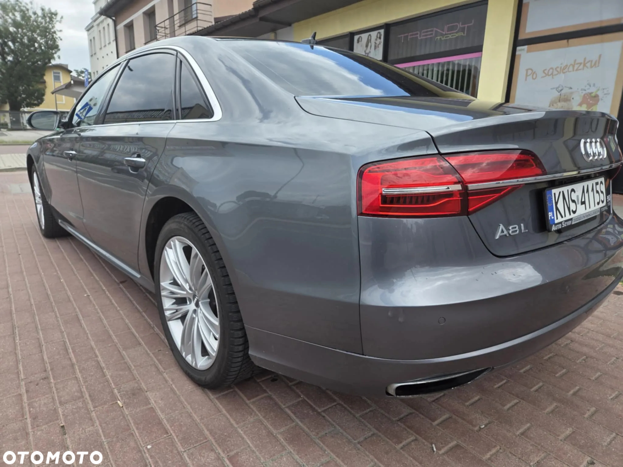 Audi A8 - 6