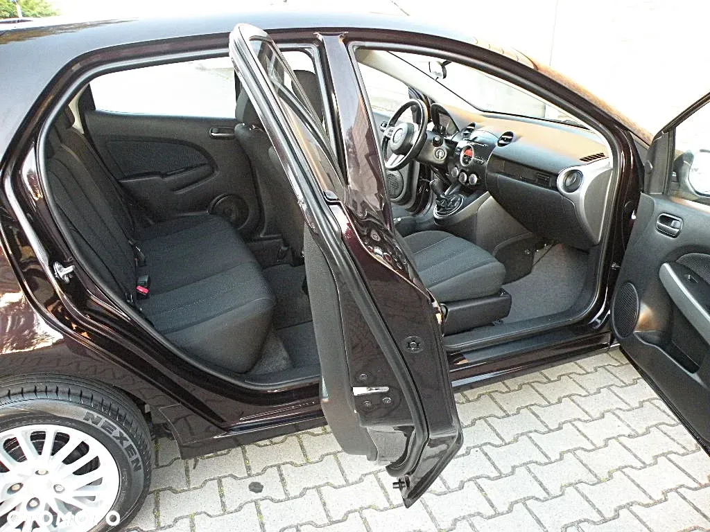 Mazda 2 1.3 Exclusive - 31