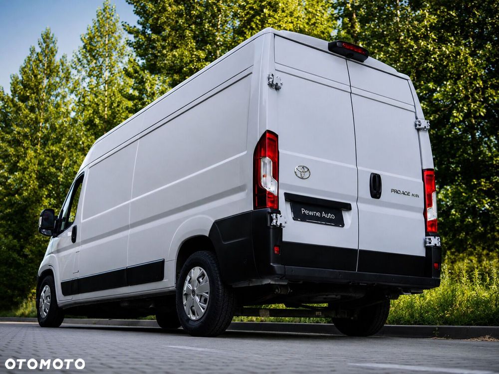 Toyota PROACE MAX - 8