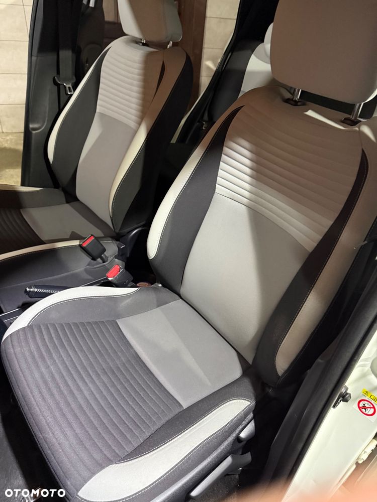 Toyota Yaris 1.5 Selection CVT - 8