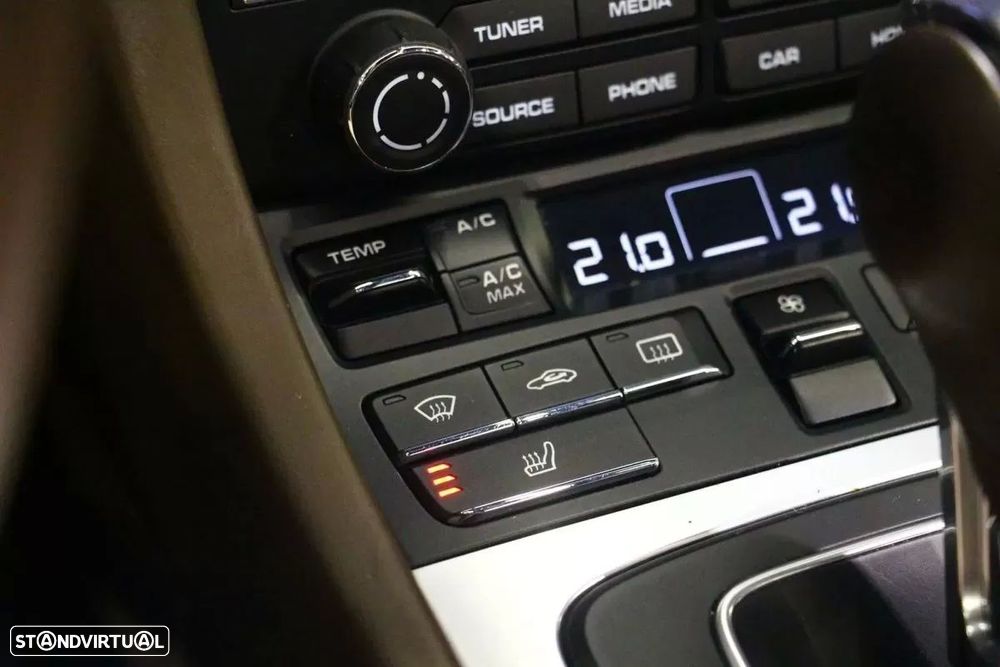 Porsche 911 (991) Carrera 4S PDK - 37