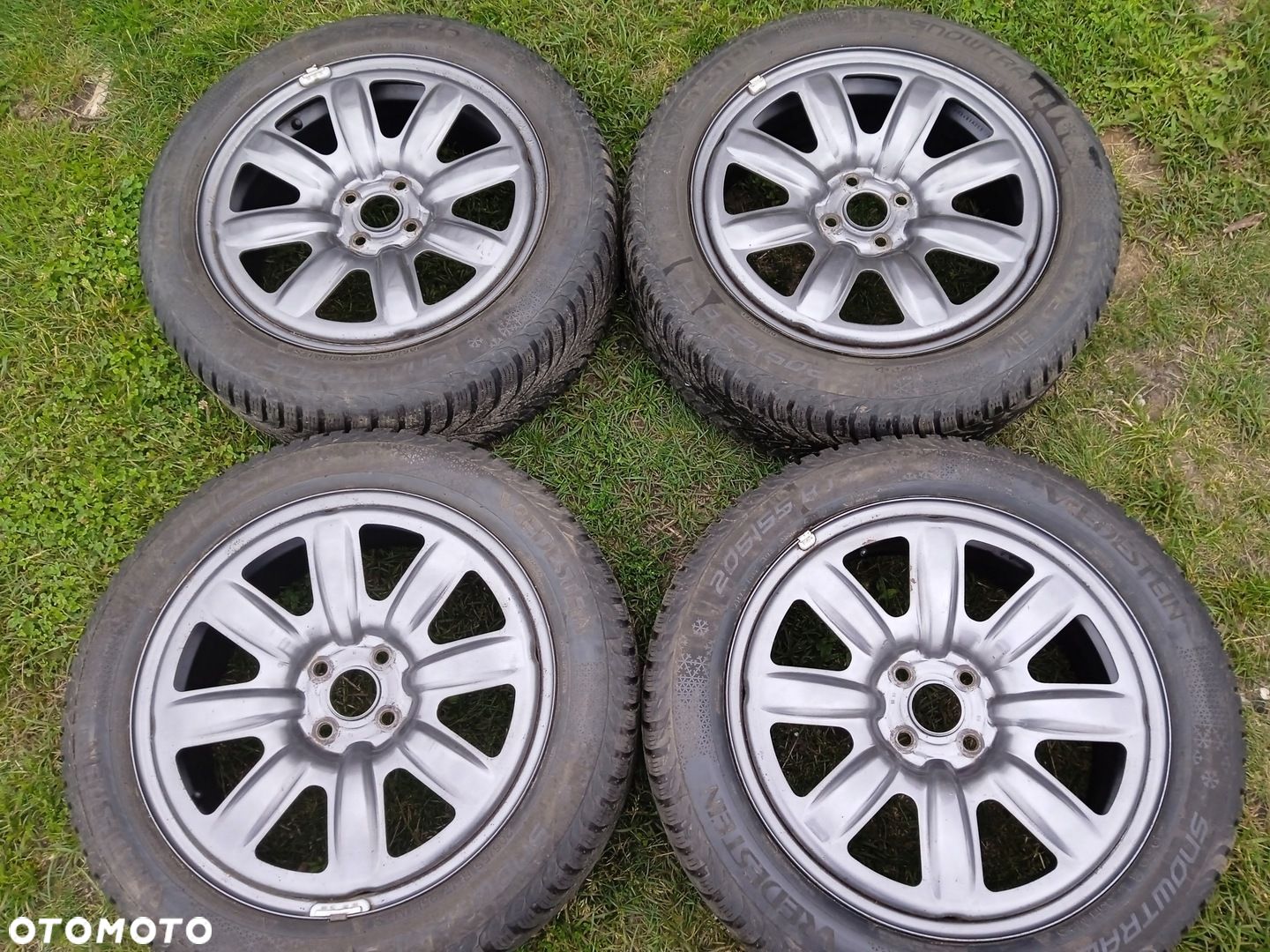 Felgi stalowe strukturalne 4x100 i20 Stonic Swift Yaris Opony zimowe 8mm - 1
