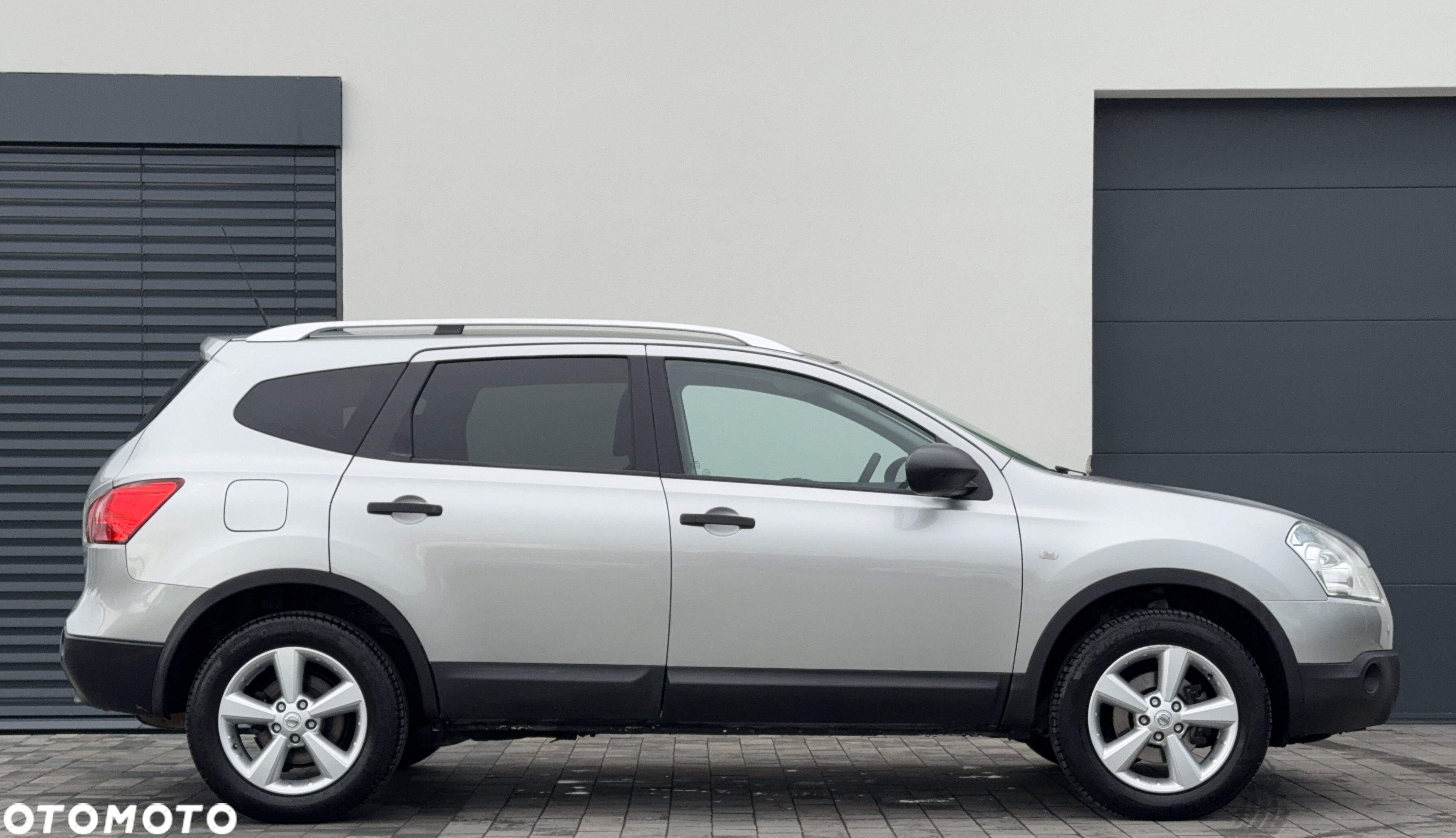 Nissan Qashqai+2 2.0 Visia - 3