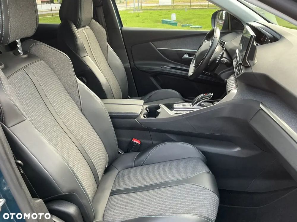 Peugeot 3008 1.6 PureTech Hybrid PHEV Allure Pack S&S EAT8 - 14