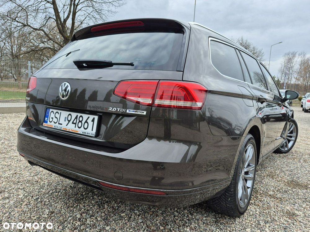 Volkswagen Passat - 13