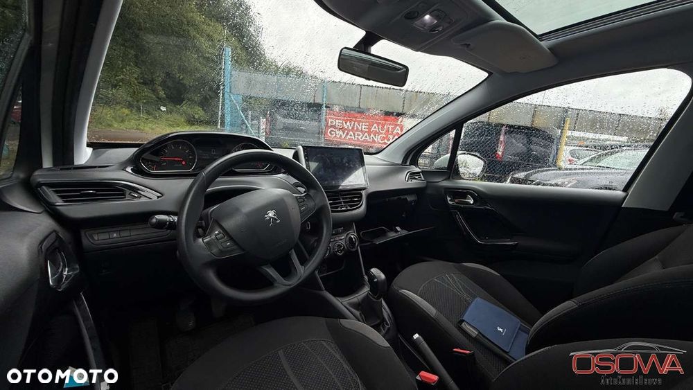 Peugeot 208 1.2 VTi Style - 24