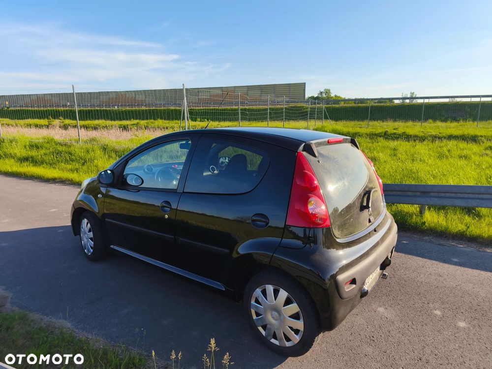 Peugeot 107 1.0 Trendy - 4