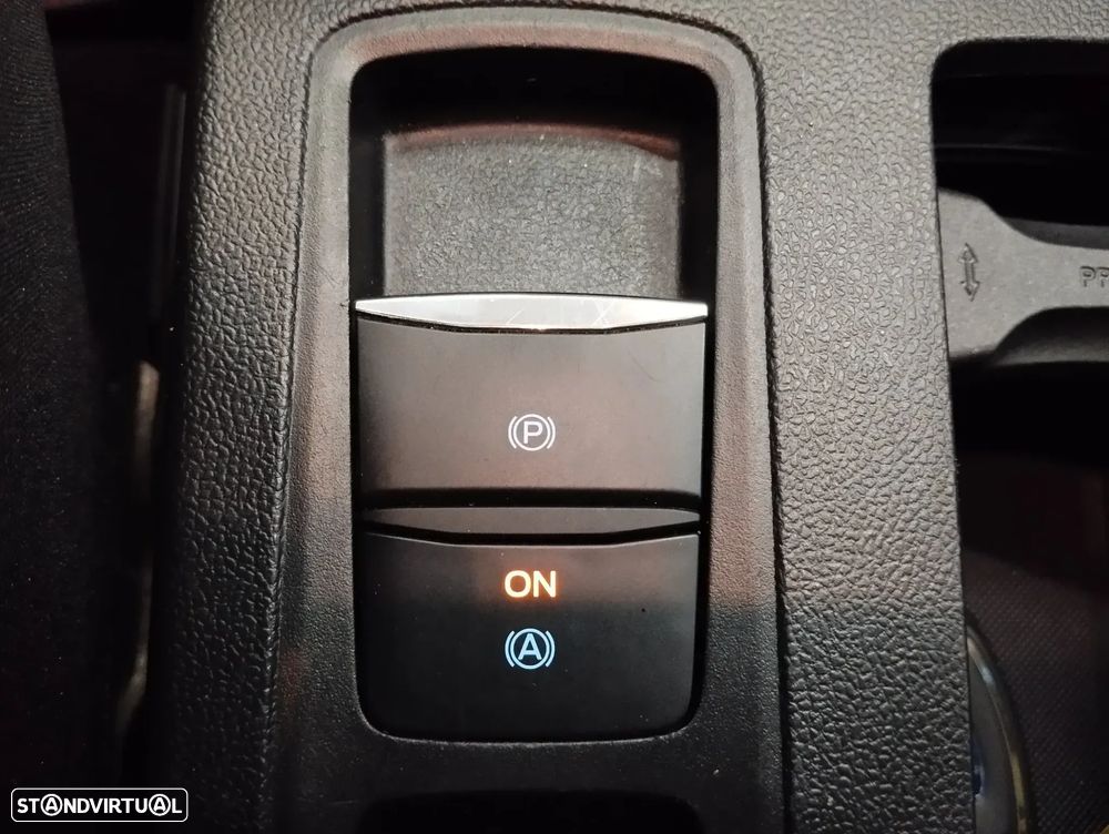 Ford Focus SW 1.0 EcoBoost ST-Line - 33