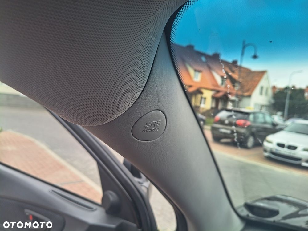 Hyundai Tucson 2.0 Comfort 2WD - 39