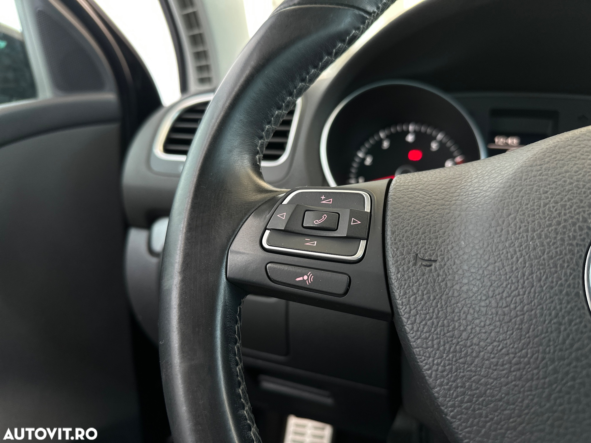 Volkswagen Golf 1.2 TSI BlueMotion Technology Style - 18