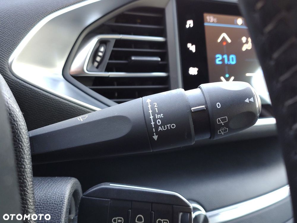 Peugeot 308 1.2 PureTech GPF Active Pack S&S - 14