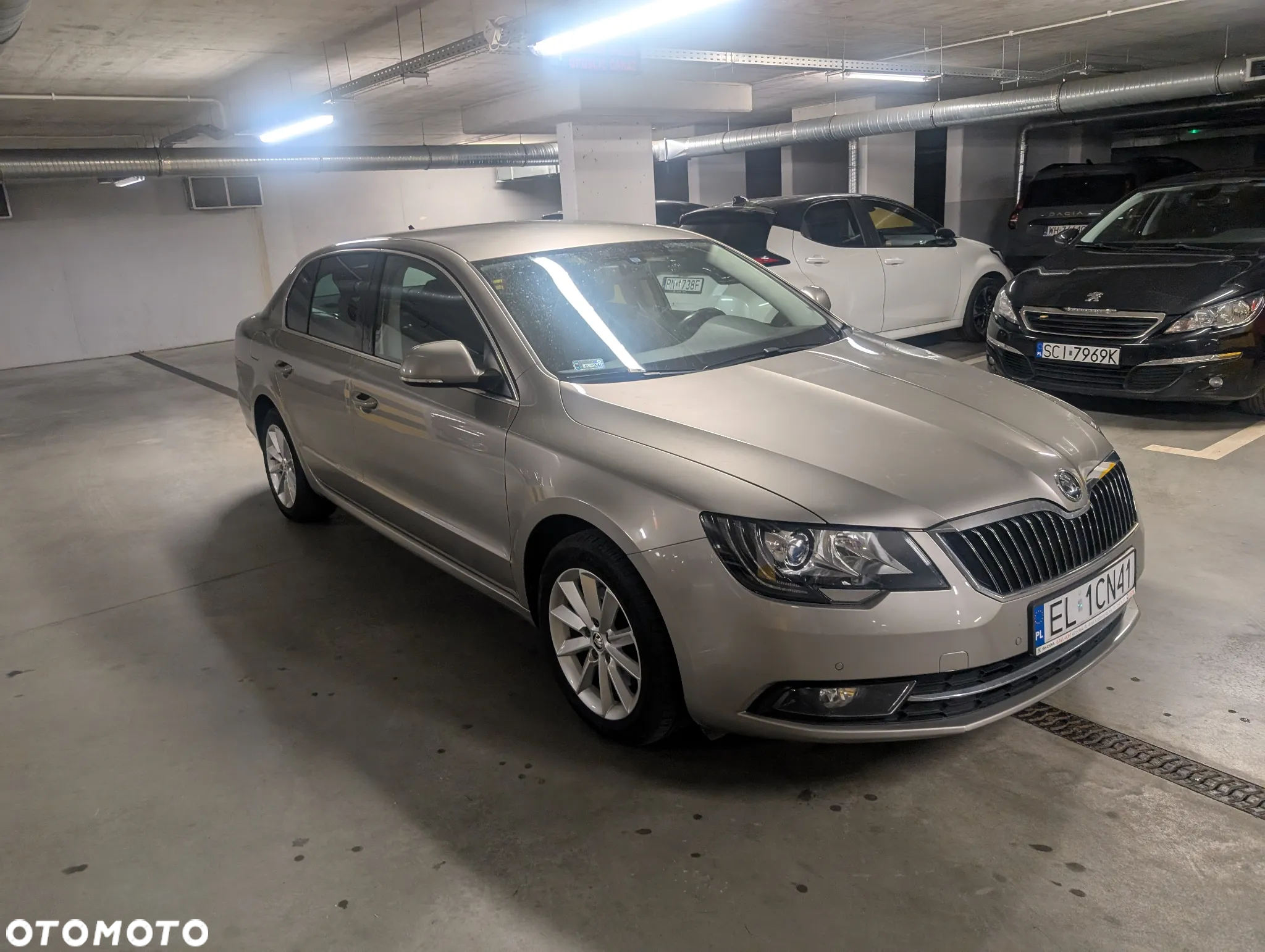 Skoda Superb 1.8 TSI Active - 2