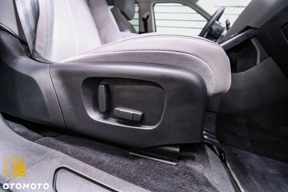 Land Rover Range Rover Evoque 2.0Si4 HSE Dynamic - 35