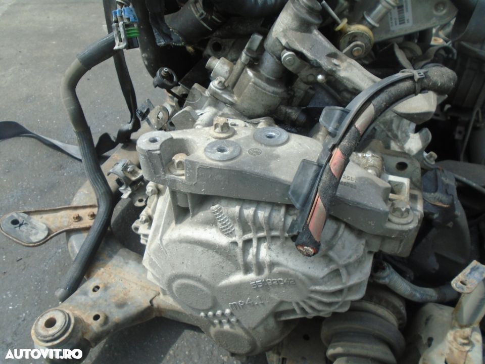 Cutie viteze Opel Zafira B 1.7 CDTI din 2010 6 trepte - 1