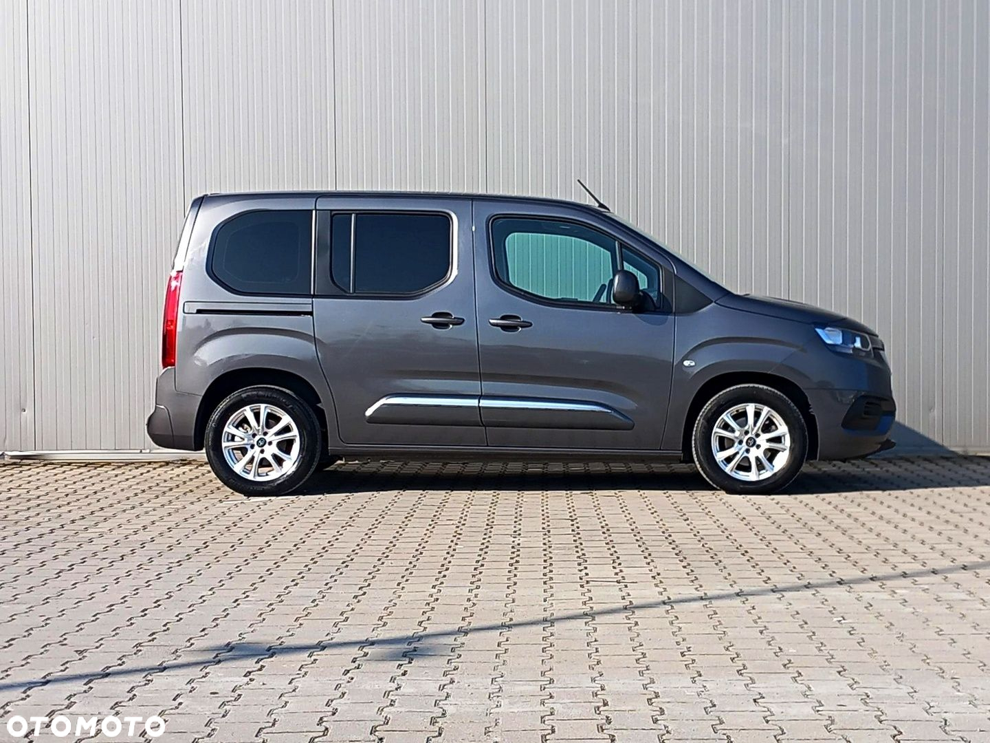 Toyota Proace City Verso Long 1.2 D-4T Family - 5