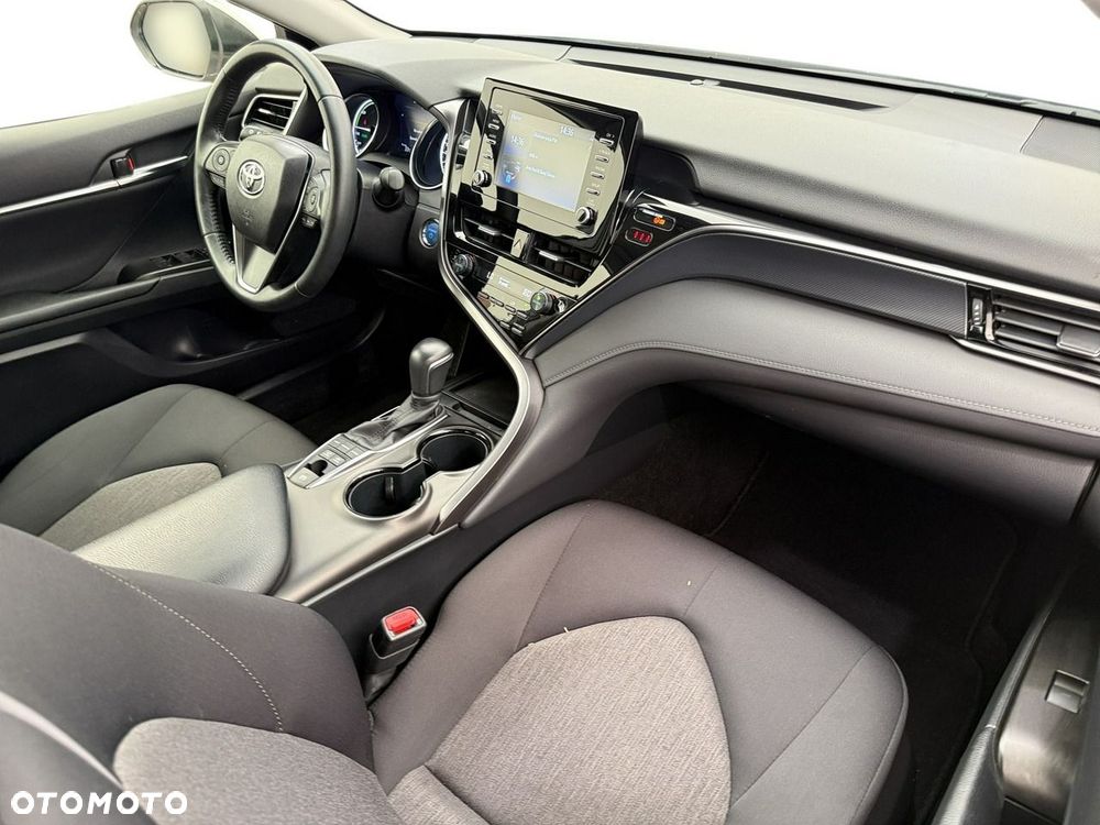 Toyota Camry - 15