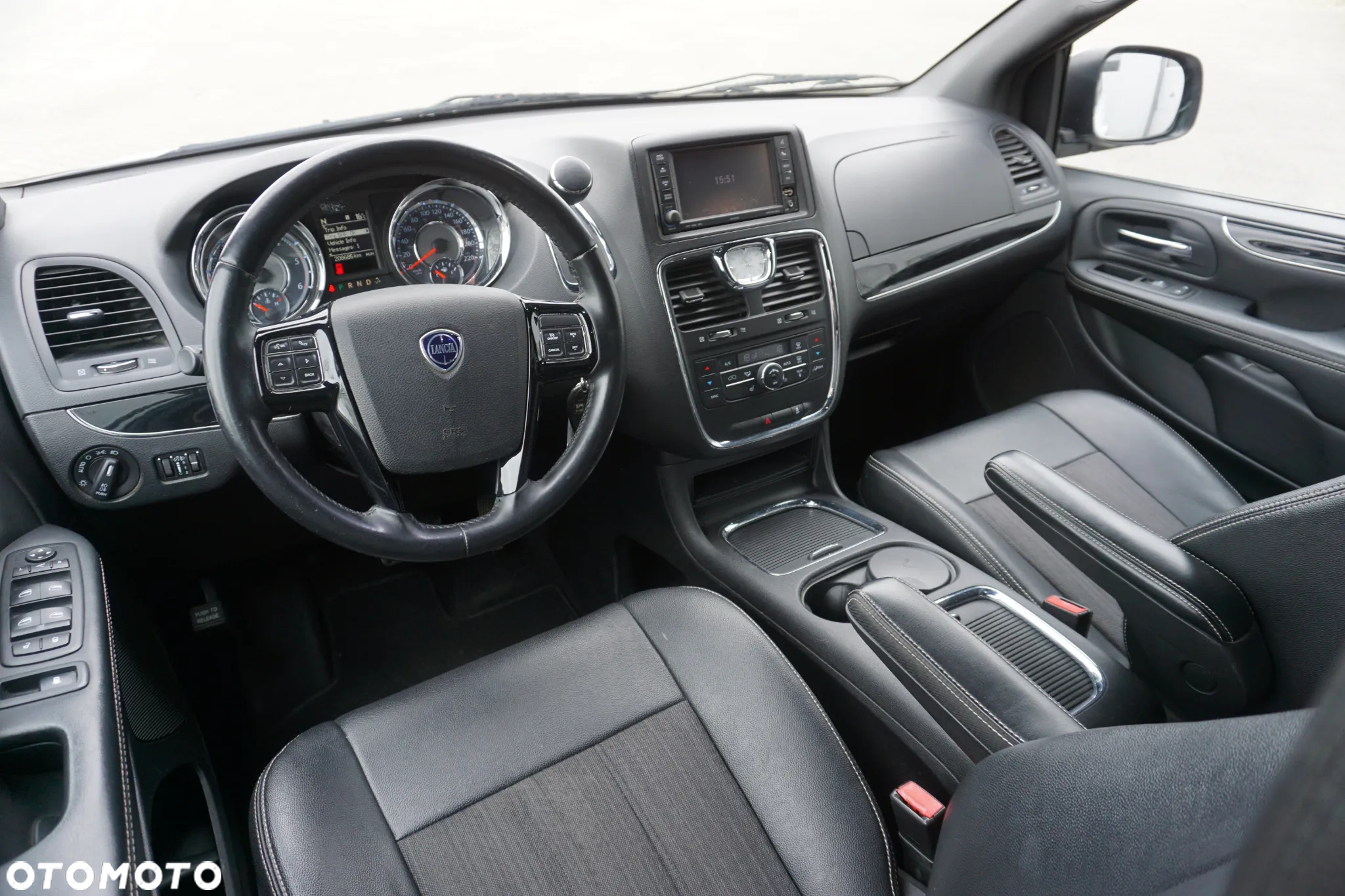 Lancia Voyager 2.8 Multijet 16v S - 5