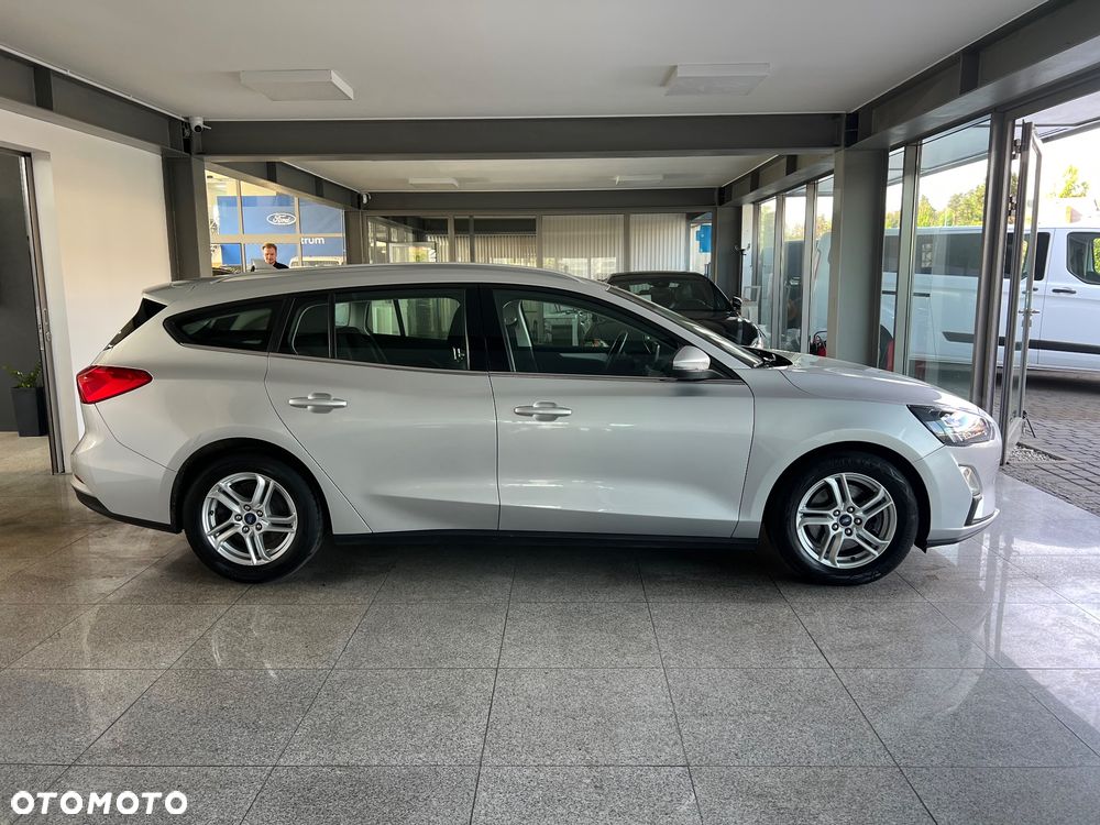 Ford Focus 2.0 EcoBlue Titanium - 17