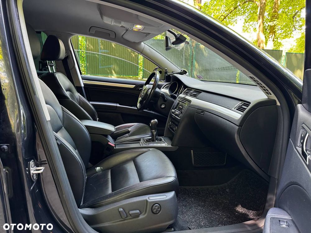 Toyota RAV4 - 22