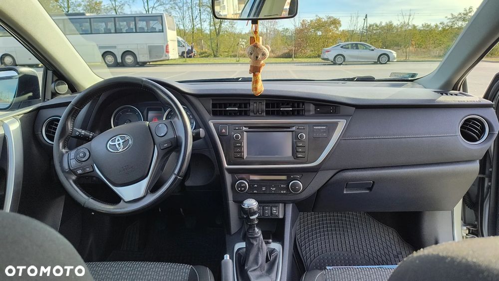 Toyota Auris 1.4 D-4D Premium Comfort - 14