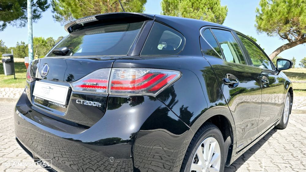 Lexus CT 200h 09 P.Dynamic - 27