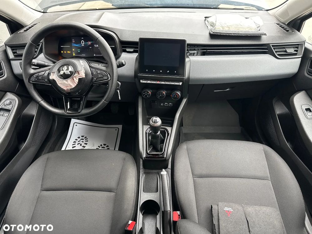 Mitsubishi Colt - 10