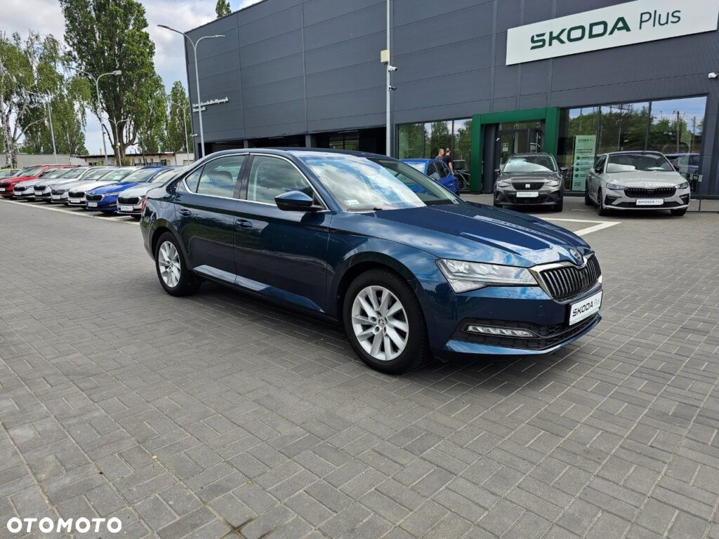 Skoda Superb 1.5 TSI Ambition DSG - 8