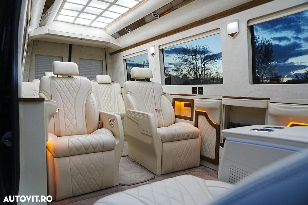 Mercedes-Benz Sprinter - 16