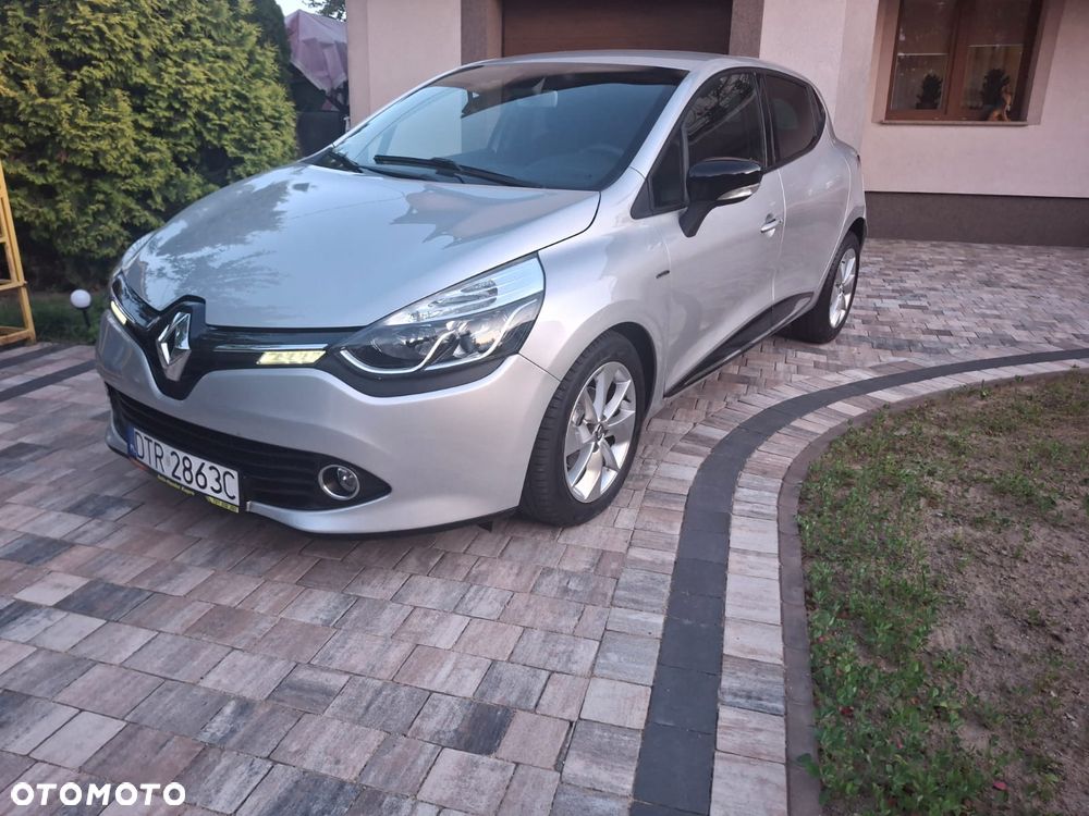 Renault Clio 1.2 16V 75 Limited - 1