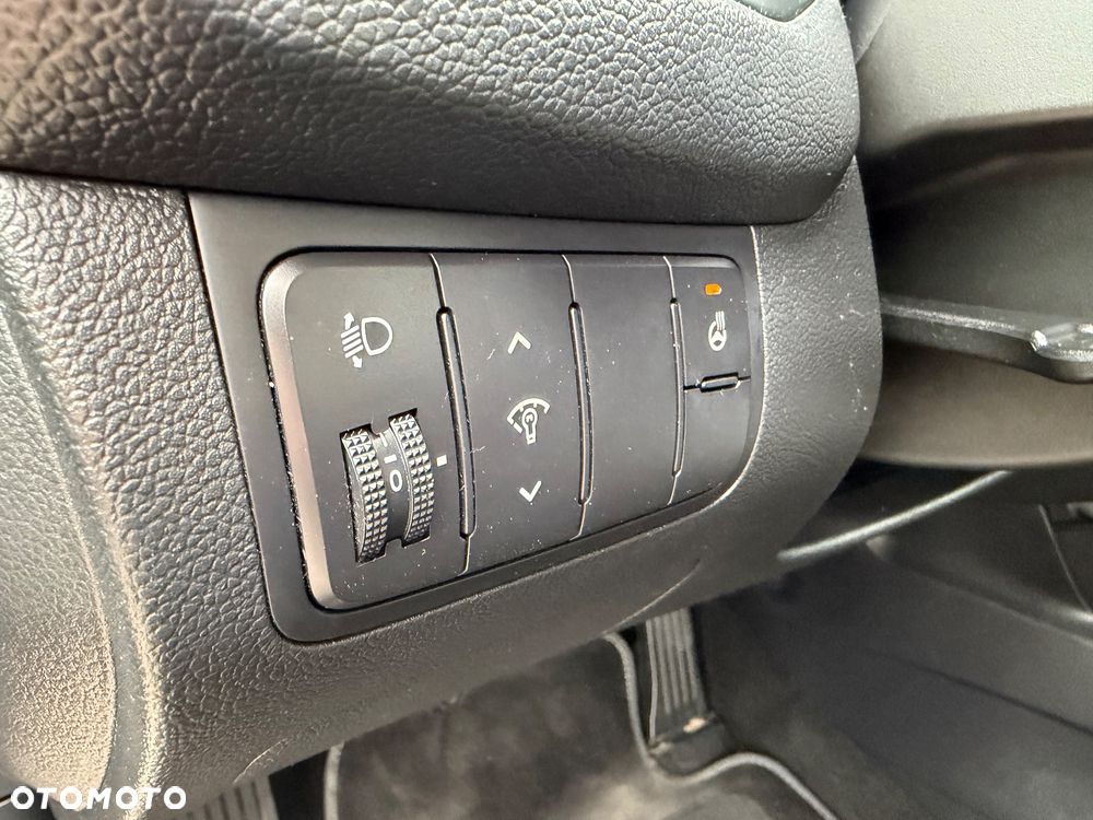 Kia Ceed 1.4 Attract - 19