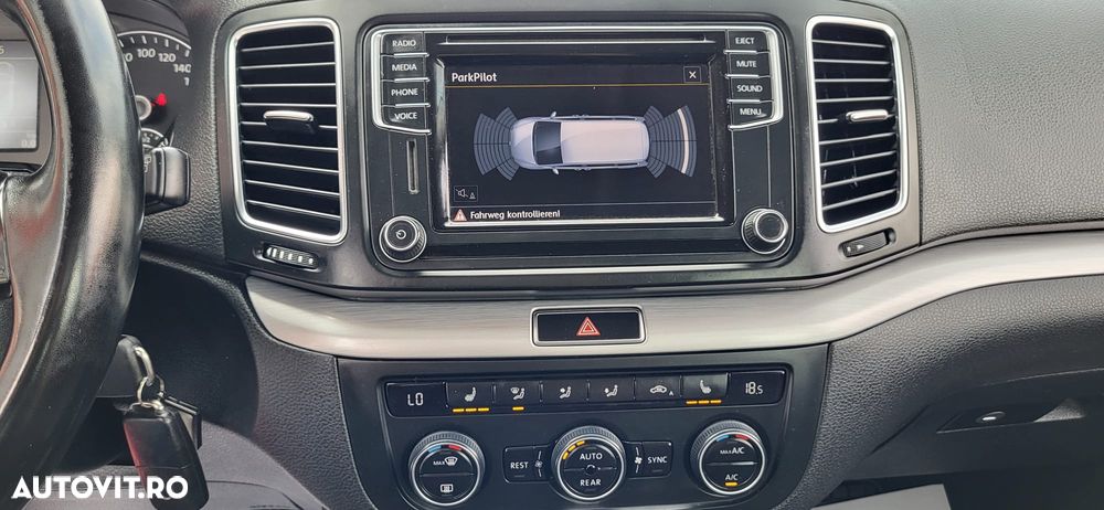 Volkswagen Sharan - 9