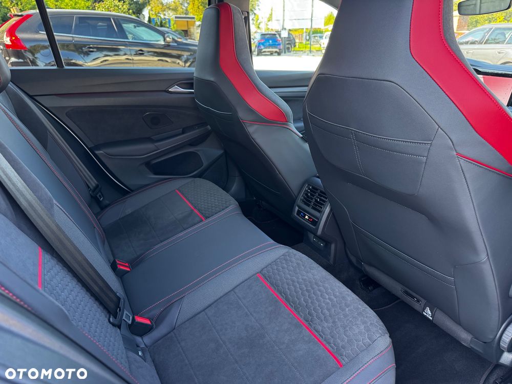 Volkswagen Golf 2.0 TSI GTI Clubsport DSG - 35