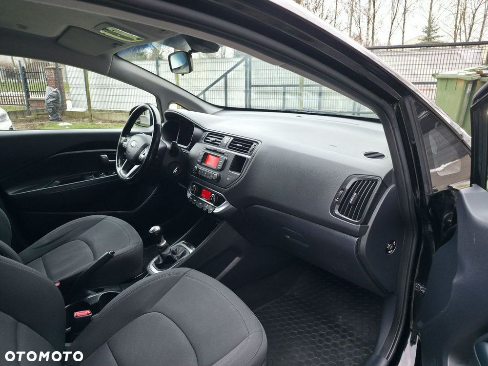 Kia Rio - 9