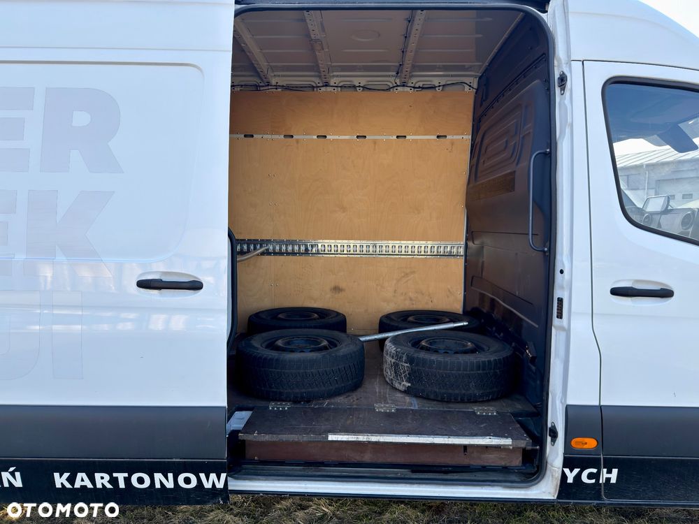 Mercedes-Benz sprinter - 7
