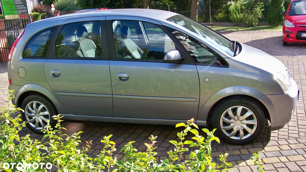 Opel Meriva 1.6 Cosmo - 4