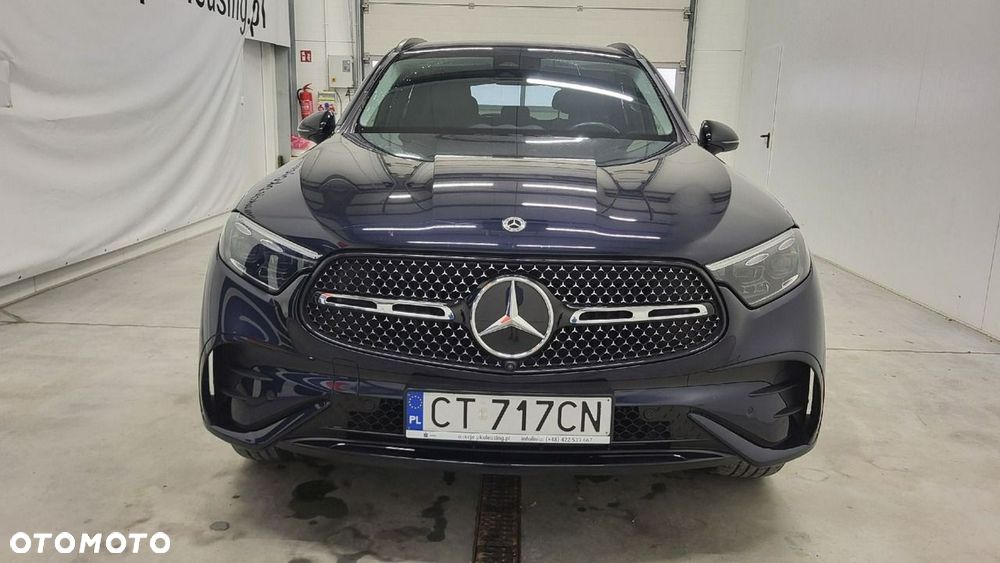 Mercedes-Benz GLC - 2