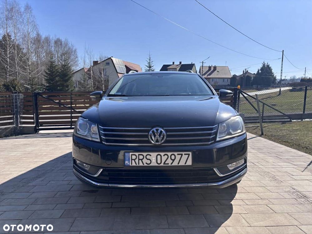 Volkswagen Passat 1.6 TDI Comfortline - 4
