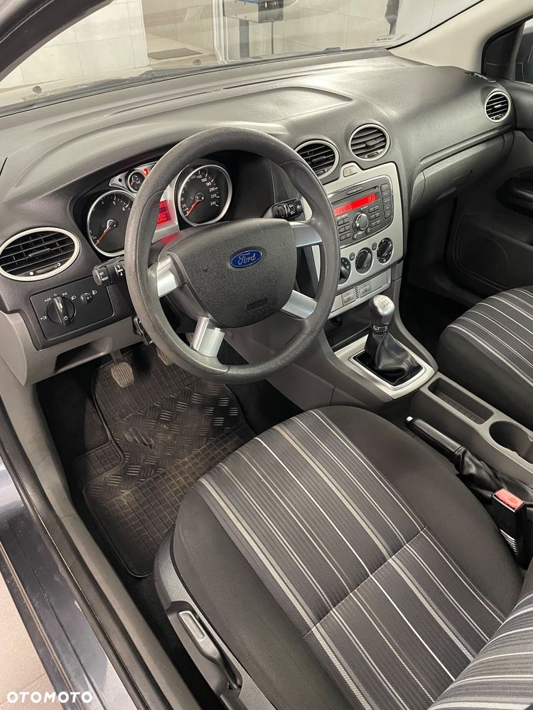 Ford Focus ver-1-6-ambiente - 6
