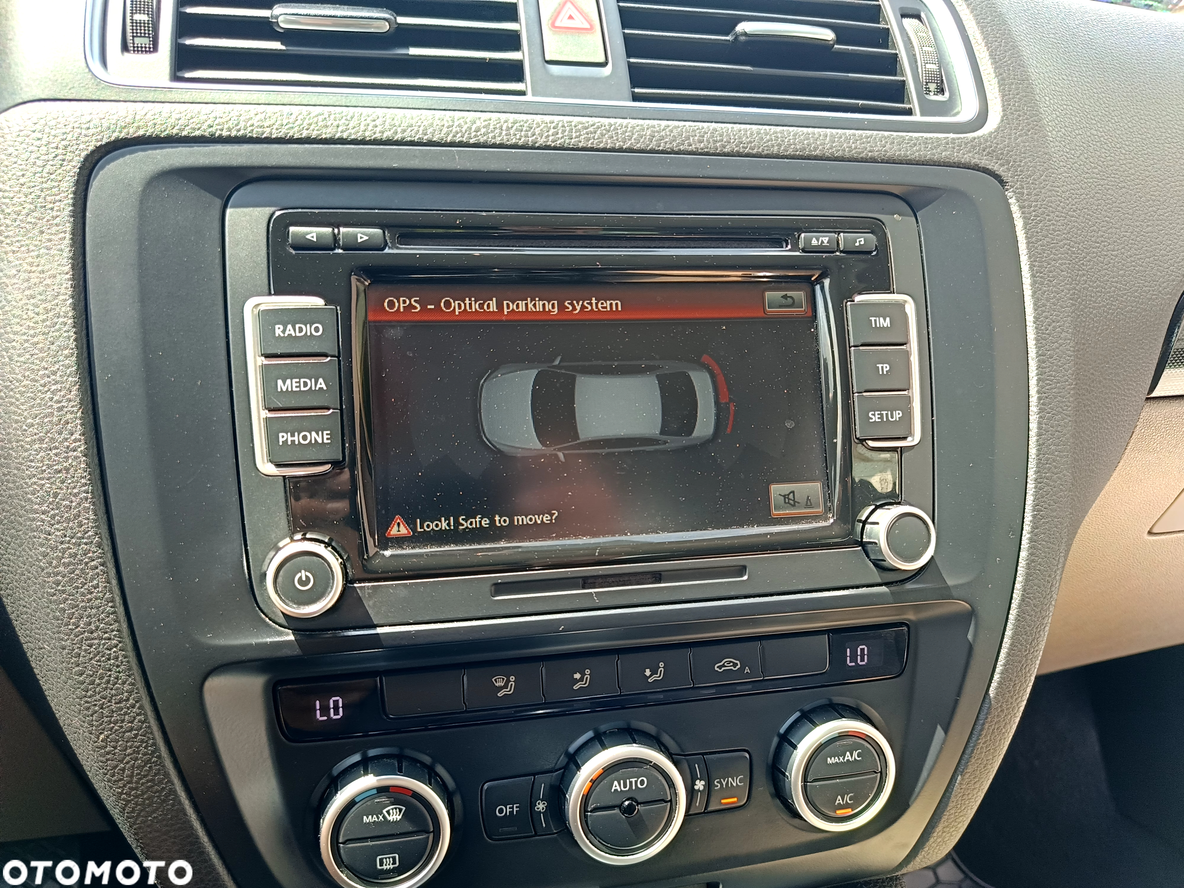 Volkswagen Jetta 1.4 TSI Comfortline - 32