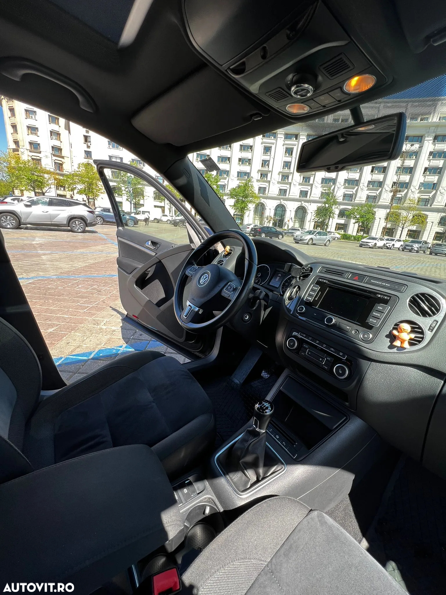 Volkswagen Tiguan 2.0 TDI DPF BlueMotion Technology Sport & Style - 6