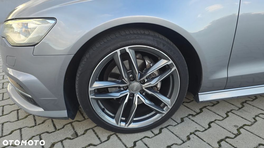 Audi A6 Avant 2.0 TDI quattro S tronic - 12