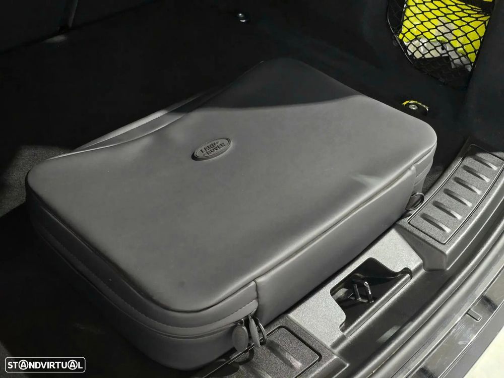 Land Rover Range Rover Evoque 1.5 P300e AWD Auto - 59