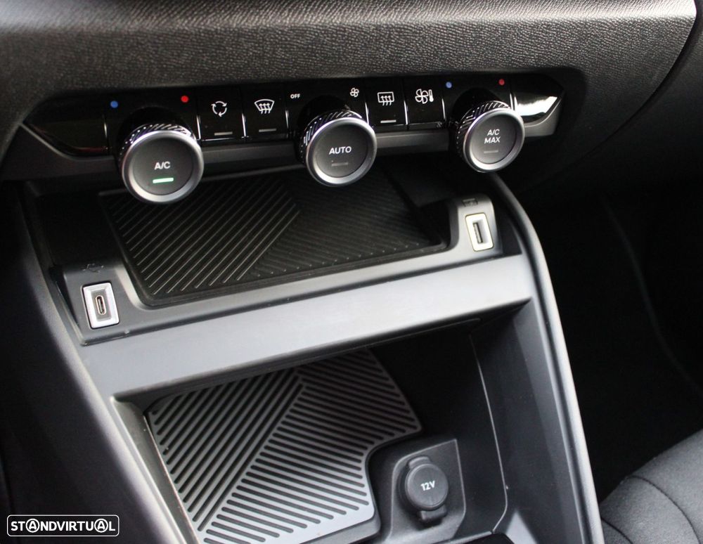 Citroën C4 1.2 PureTech Feel Pack - 19