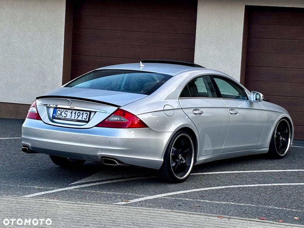 Mercedes-Benz CLS - 10