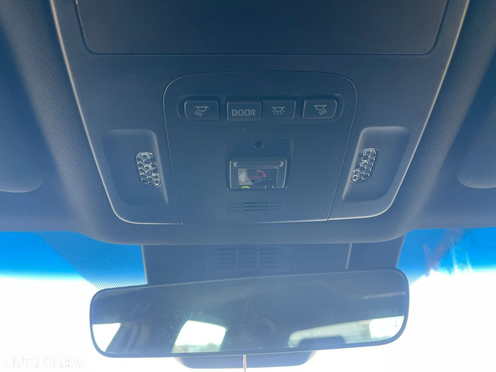 Toyota Camry 2.5 Dynamic - 26