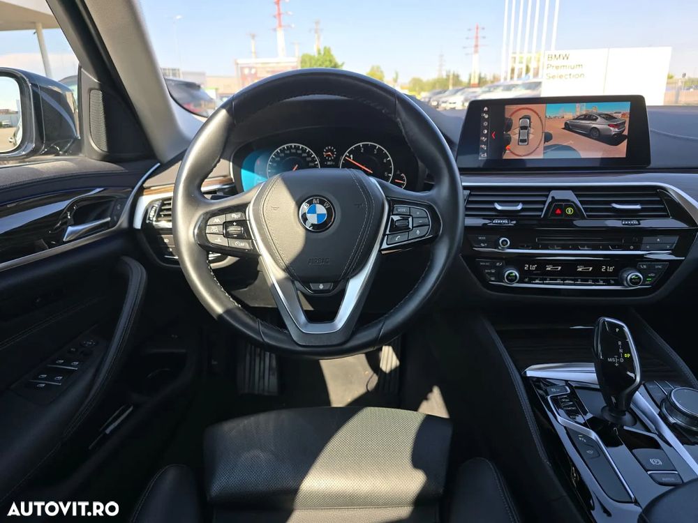 BMW Seria 5 525d AT - 12