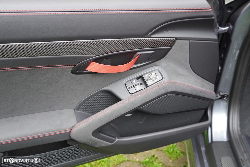 Porsche 718 Spyder RS - 29