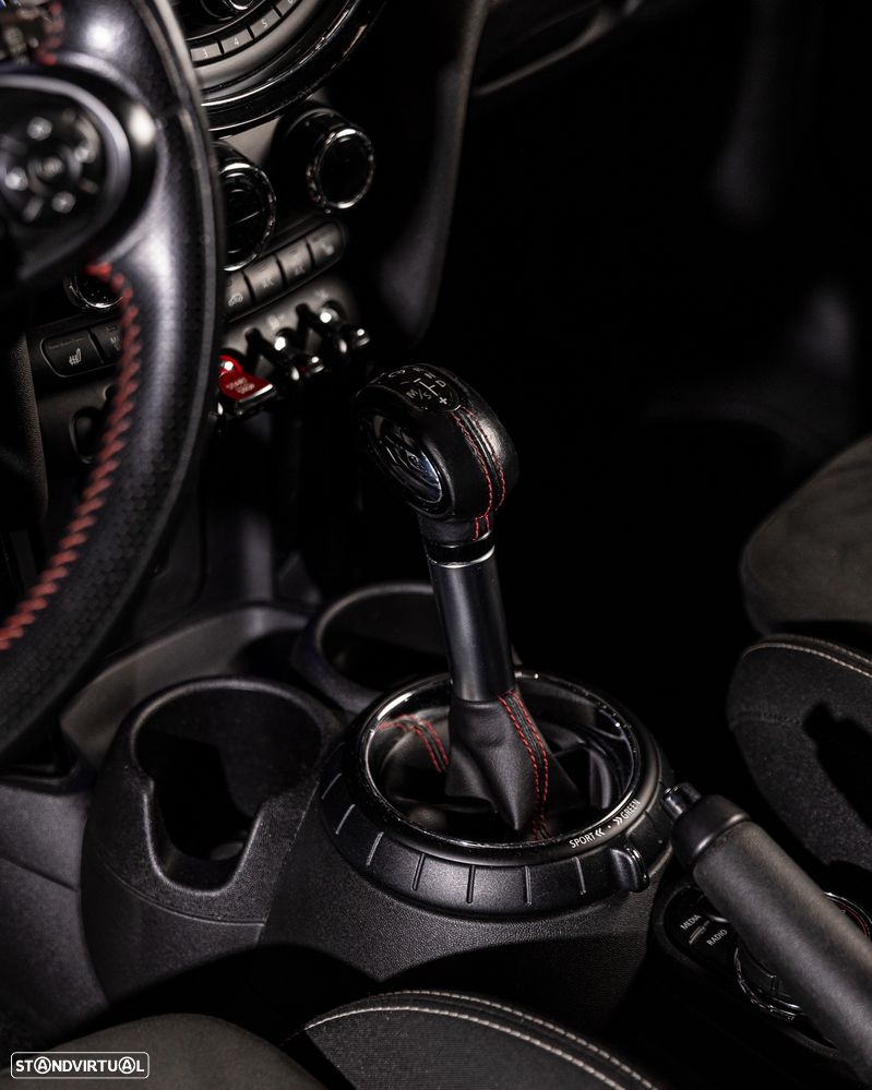 MINI 3 Portas John Cooper Works Auto Desportiva - 17
