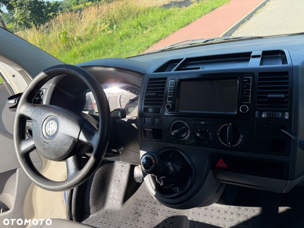 Volkswagen Transporter - 29