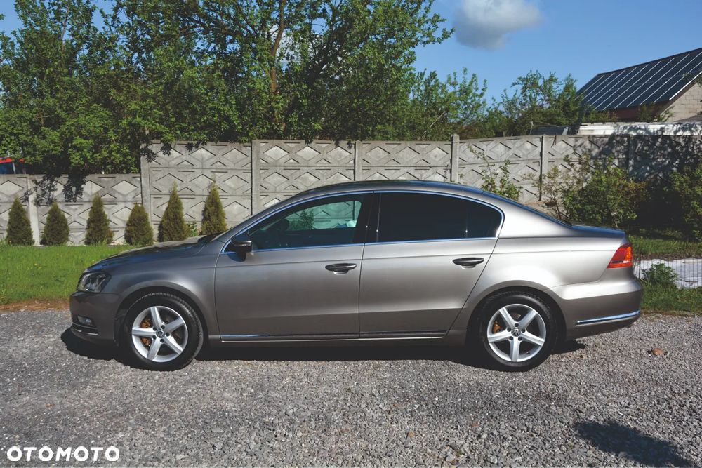 Volkswagen Passat 2.0 TDI Highline DSG - 5
